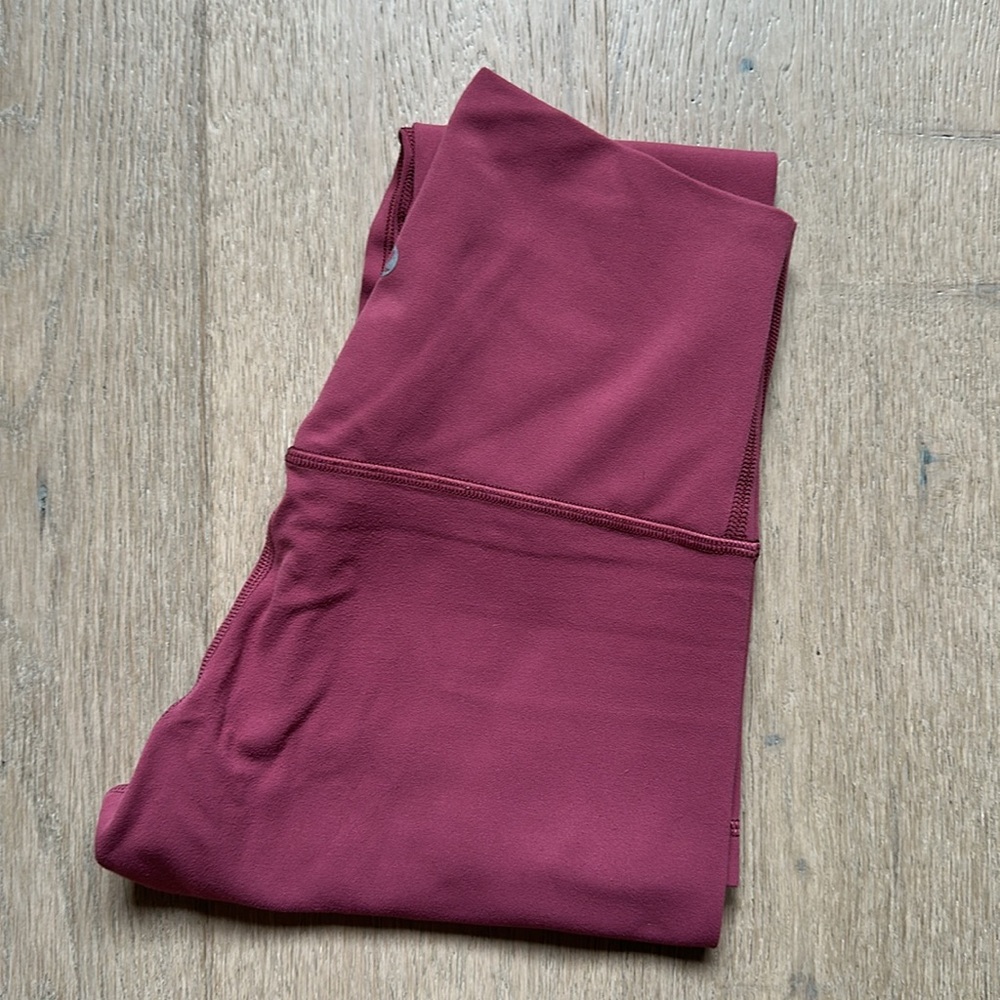 EUC align pant 25" misty merlot size 4 lululemon